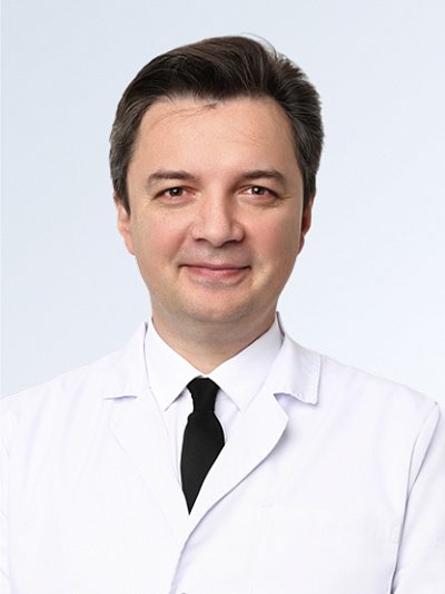 Павел Сергеевич Волков - Главный врач клиники, кандидат медицинских наук, врач-сердечно-сосудистый хирург, врач ультразвуковой диагностики Medical On Group